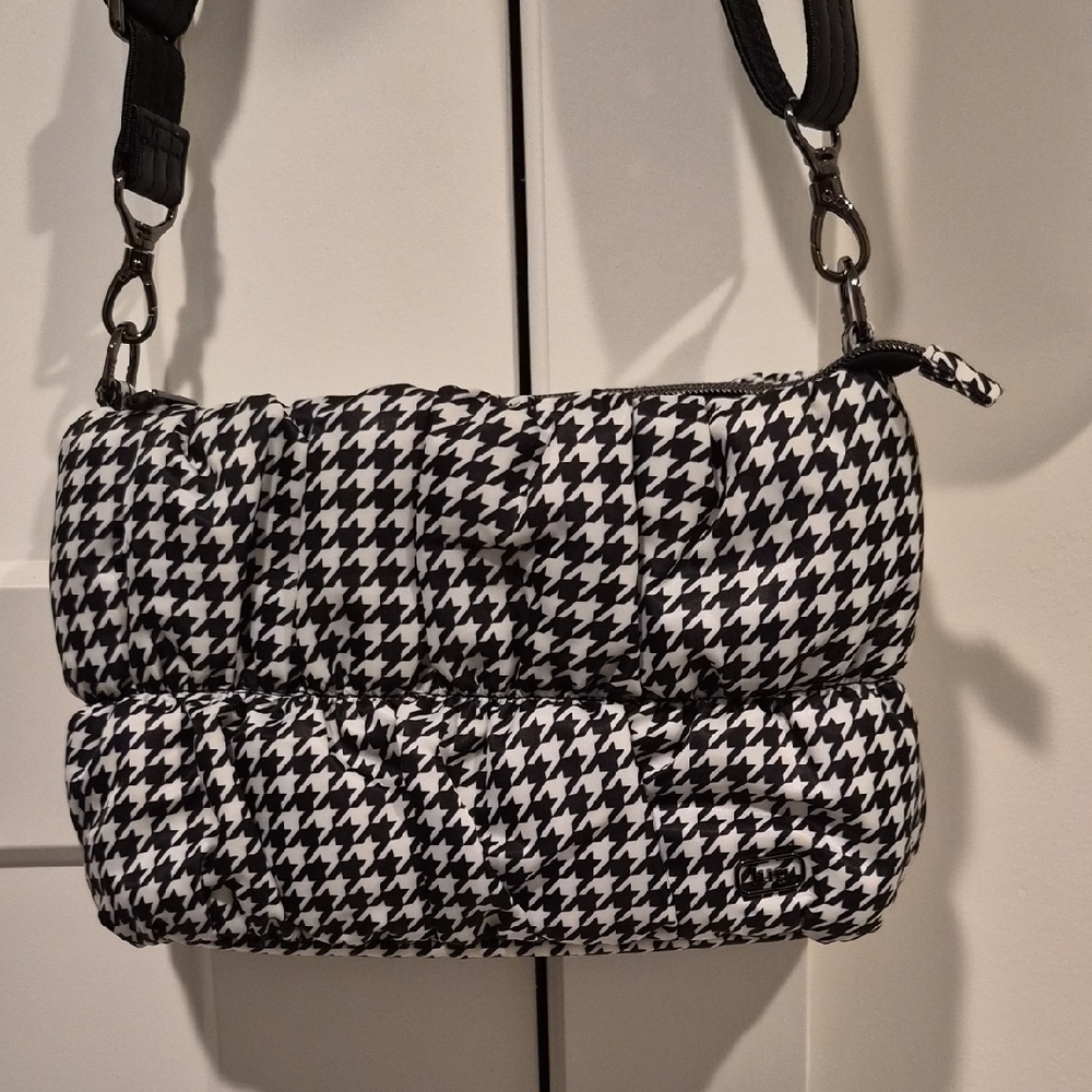 Lug Flounce Black And White Checkered Puffer Bag